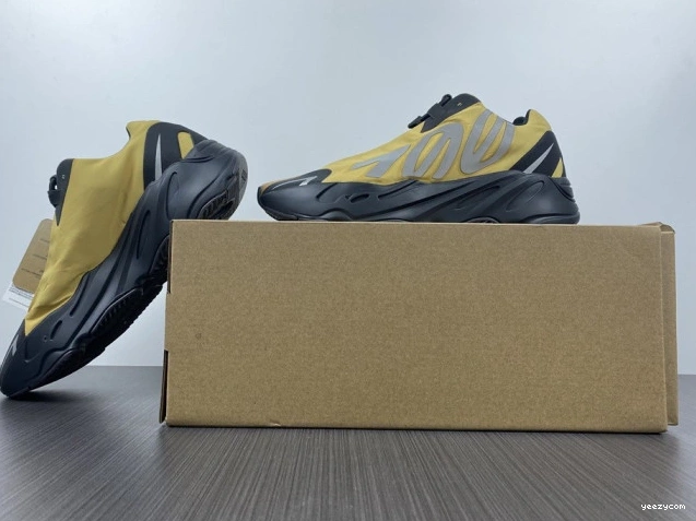700 MNVN Flux' Boost 'Honey GZ0717 Yeezy 1206